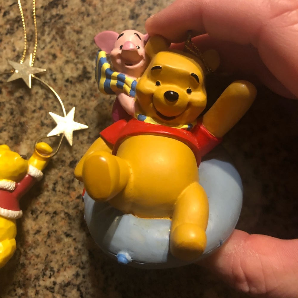 3 Winnie the Pooh Christmas ornaments - Picture 3 of 7